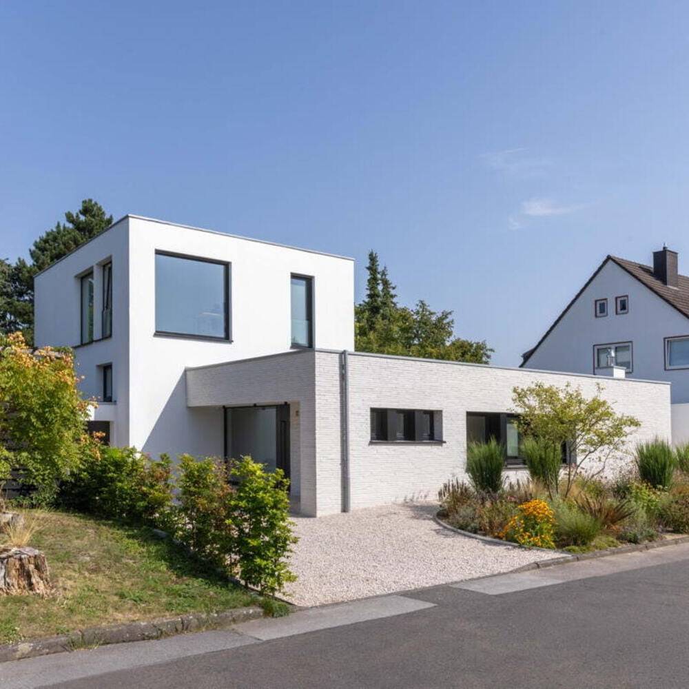 DEN BESTAND NEU ERZÄHLEN