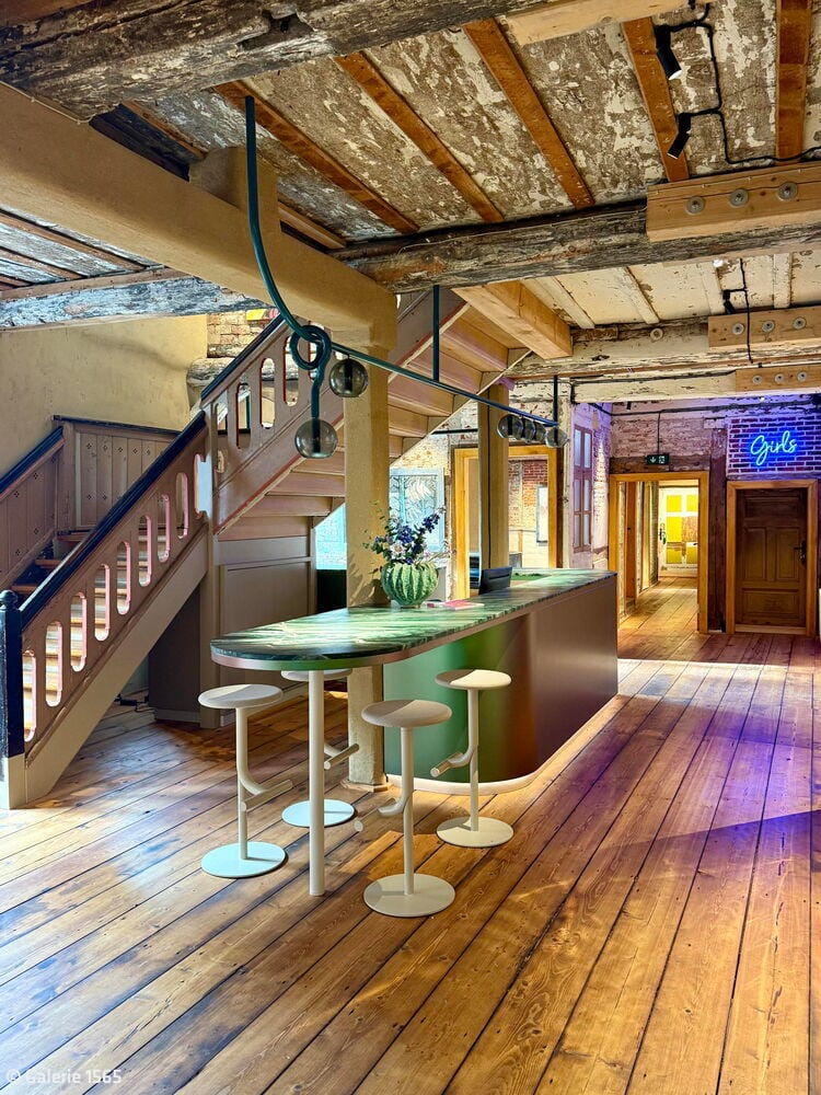 HH_0425_AndLichtdesign für eine Galerie