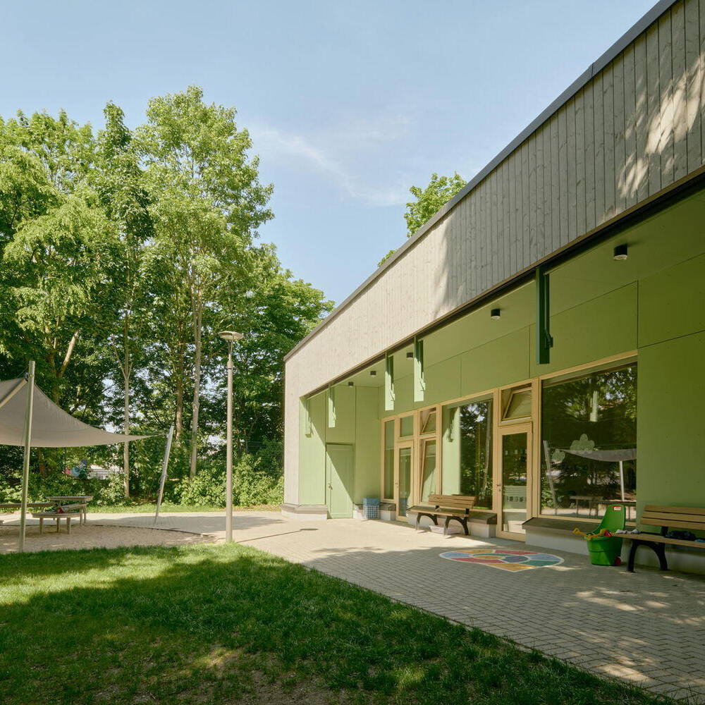 Sustainable design with green connections