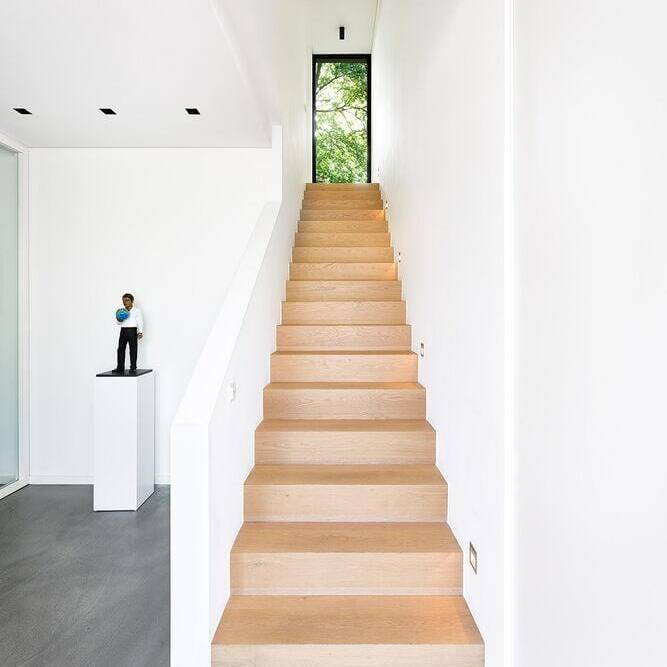 Monotih mit Rundungen