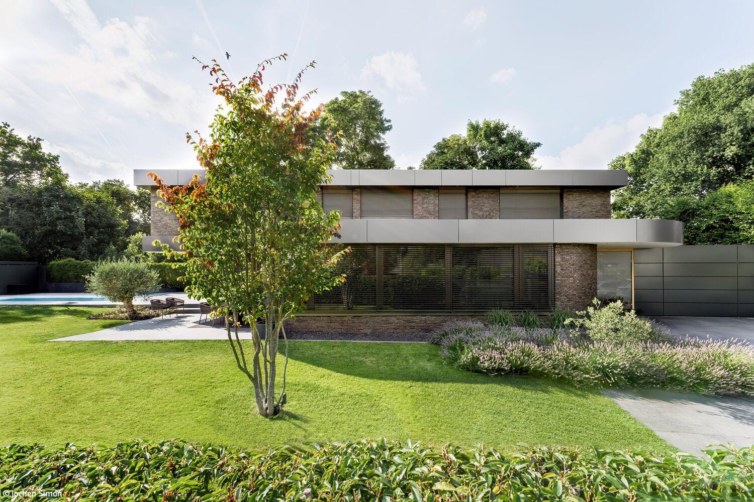 Monotih mit Rundungen