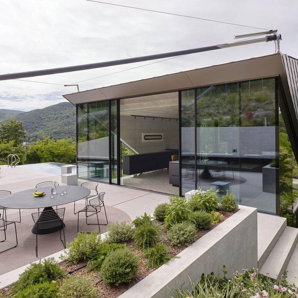 Zwischen Himmel und Hang